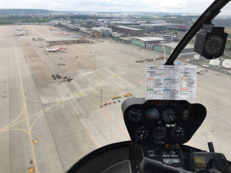 Einweisung zum Verkehrsflughafen [EDDS] Stuttgart